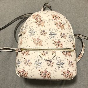 Backpack (Lightly Used)